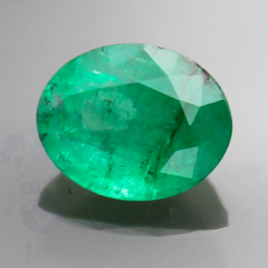 EMERALD 2.32cts Oval 9.9X7.9  EM096