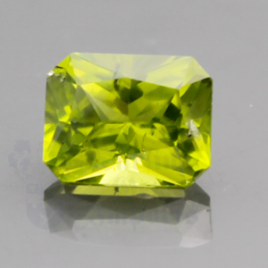 Peridot 3.72 Radiant 10x8 PE008