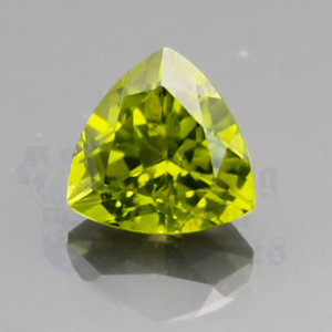 Peridot 4.03ct Trillion 10 PE018