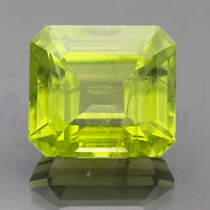 Peridot 7.78cts Emerald Cut 11.1x10.1 PE041