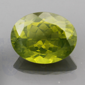 Peridot 6.91cts Oval 13.6x10.6 PE046