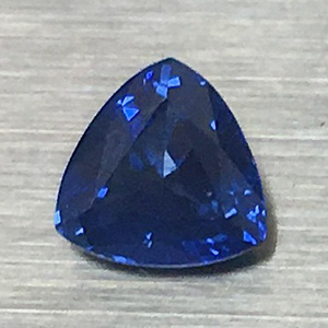 Sapphire 1.02cts Trillion 6 Bright blue SA036