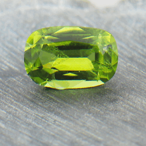 Peridot 3.14ct Antique Oval 11.4x7.4 PE009