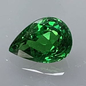 Garnet .76cts Pear 6.6x4.6 Tsavorite GA033