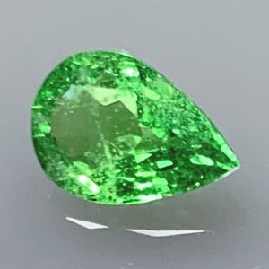 Garnet .86cts Pear 7.3x5.2 Tsavorite GA038