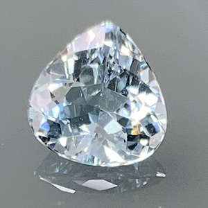Aquamarine 1.99cts Trillion 9 AQ075