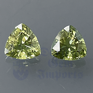 SAPPHIRE 1.07ct Trillion 4.8 Green (Pair) GRS030
