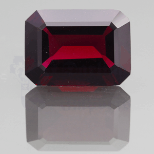 Garnet 16.47ct Emerald Cut 18x13 GA084